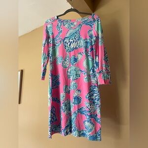 ** SOLD **  Pink + blue seashell Lily Pulitzer mini dress 🐚 👗